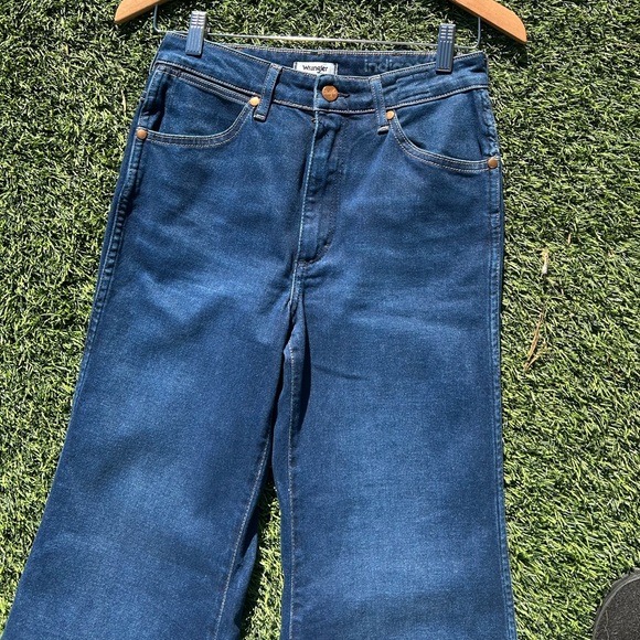 Wrangler wanderer 622 high rise flare size 26 - Picture 5 of 9